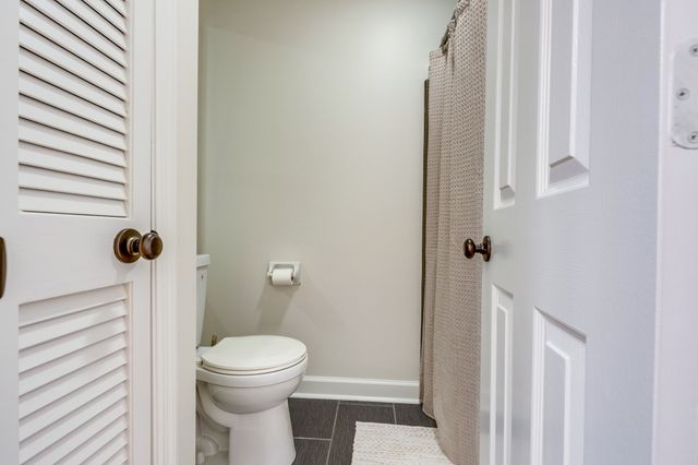 2018 Stokes Ln, Nashville, TN 37215