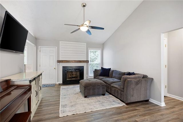 1153 Cool Springs Drive NW, Kennesaw, GA 30144