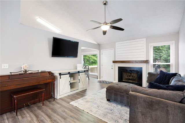 1153 Cool Springs Drive NW, Kennesaw, GA 30144