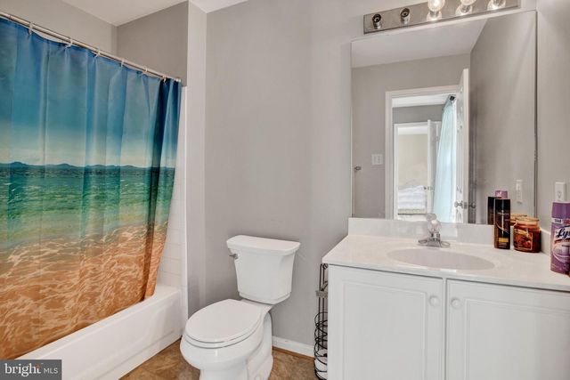 12916 MCCUBBIN LN, Germantown, MD 20874