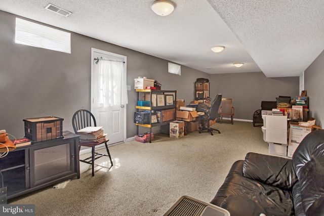 12916 MCCUBBIN LN, Germantown, MD 20874