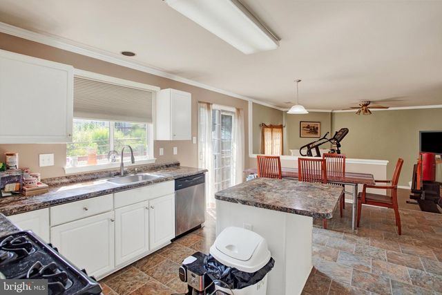 12916 MCCUBBIN LN, Germantown, MD 20874