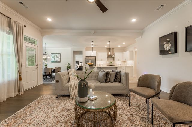 2304 Carl Street, Siloam Springs, AR 72761