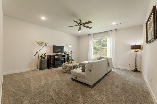 2304 Carl Street, Siloam Springs, AR 72761