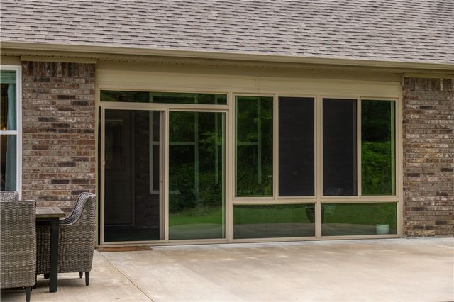 2304 Carl Street, Siloam Springs, AR 72761