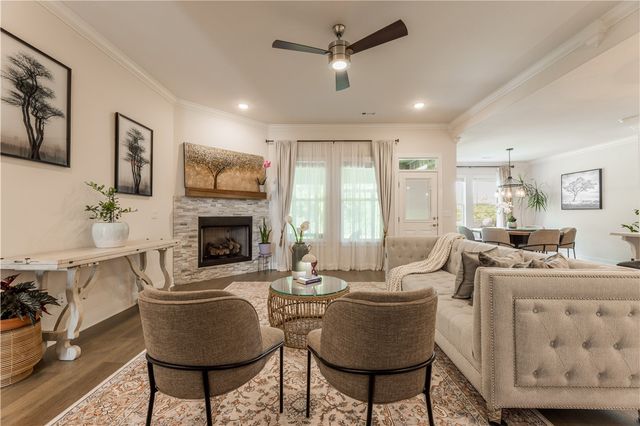 2304 Carl Street, Siloam Springs, AR 72761