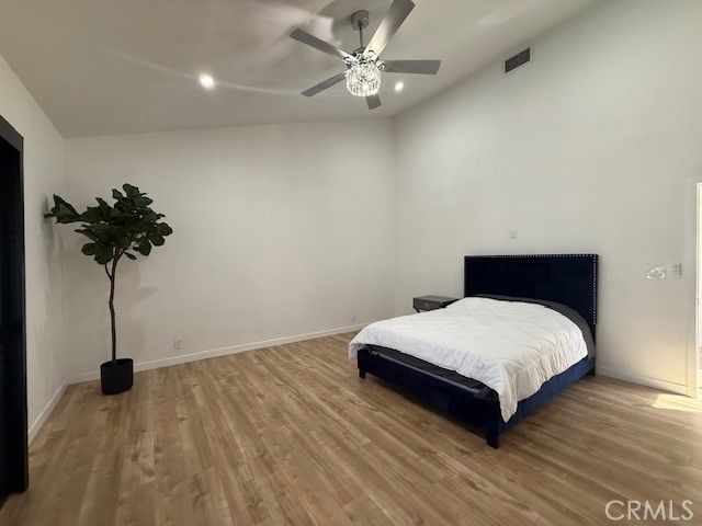 5401 Zelzah 114, Encino, CA 91316