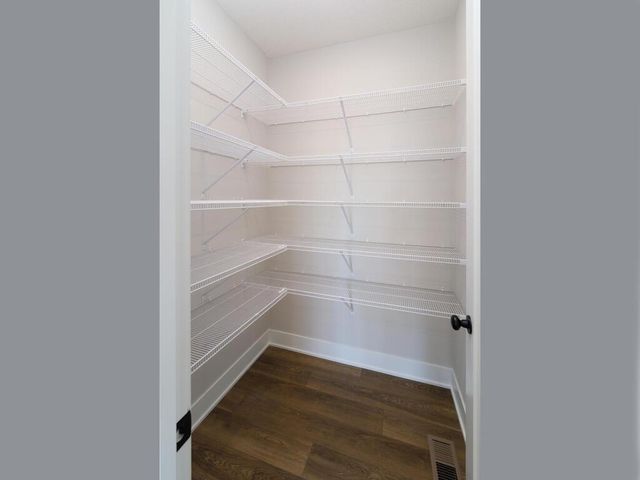 5380 176th Street, Lakeville, MN 55044