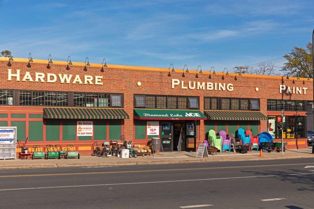 5440 3rd Avenue S, Minneapolis, MN 55419