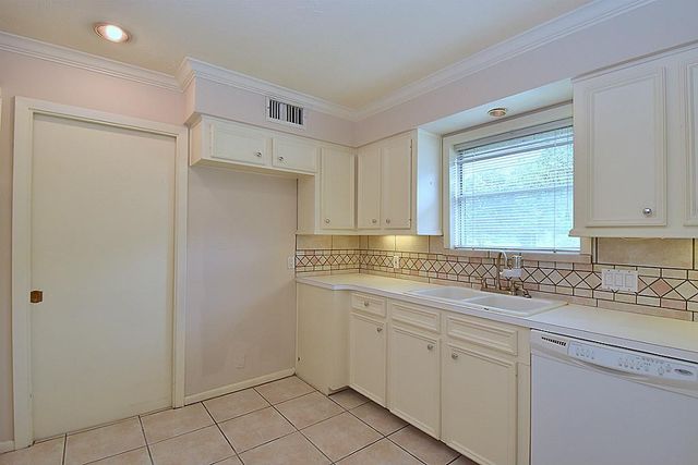 5103 Briarbend Drive, Houston, TX 77035