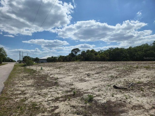 561 PEMBROKE DRIVE, Port Charlotte, FL 33954