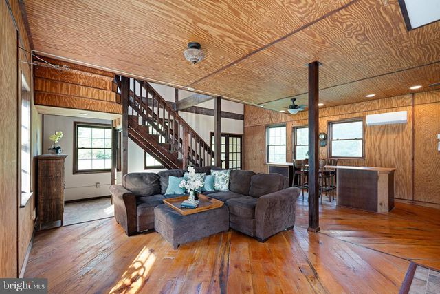 3562 SEVEN HICKORIES RD, Dover, DE 19904