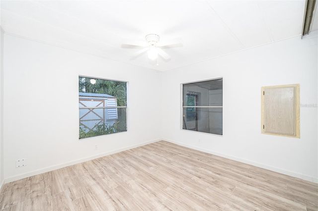 29 MAPLEHURST AVENUE, Debary, FL 32713