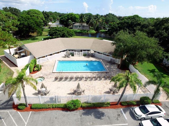 6555 ABBEY Road, Parkland, FL 33067