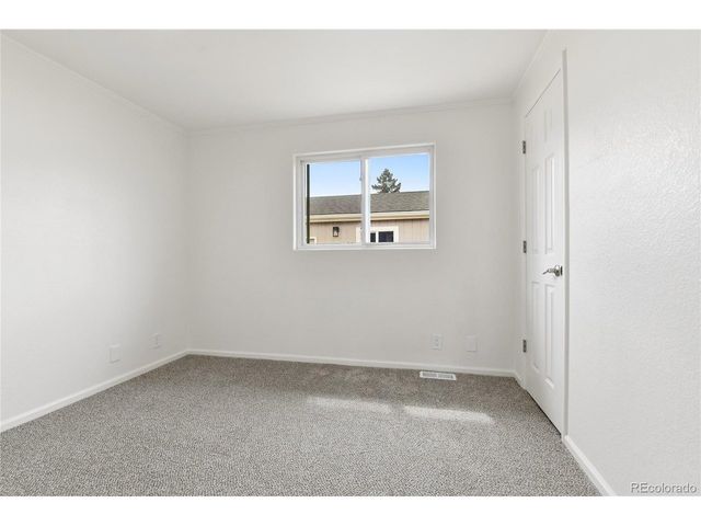 3727 S Grove St, Englewood, CO 80110