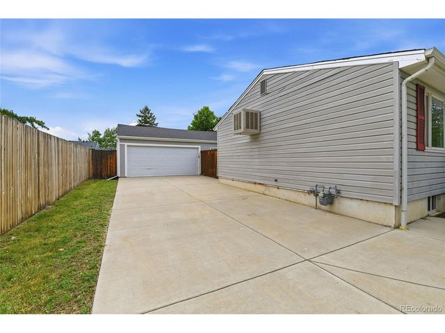 3727 S Grove St, Englewood, CO 80110