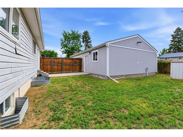 3727 S Grove St, Englewood, CO 80110