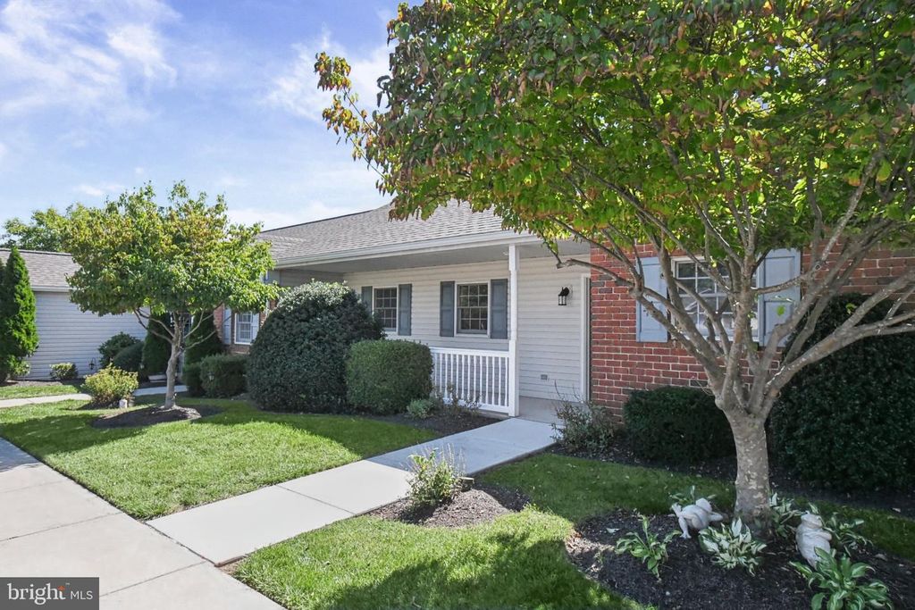 2461 E HIGH ST #CRE, POTTSTOWN, PA 19464 — photo 2