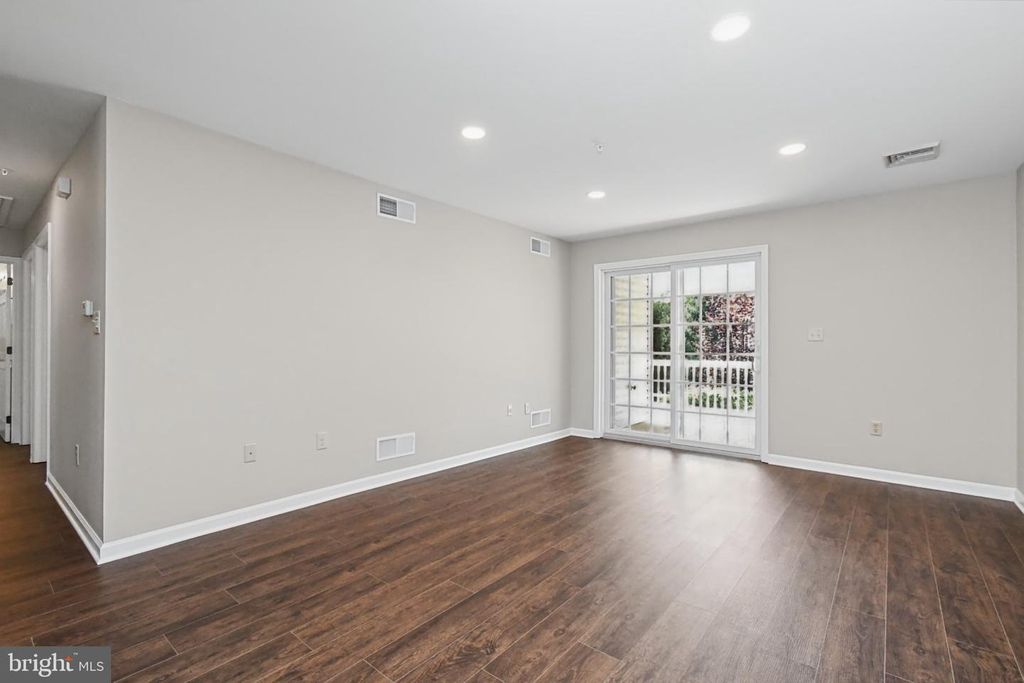 2461 E HIGH ST #CRE, POTTSTOWN, PA 19464 — photo 5