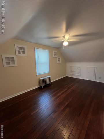 4928 Culver Street, Dearborn Heights, MI 48125