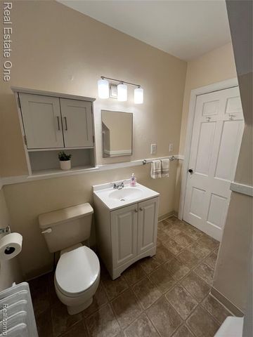 4928 Culver Street, Dearborn Heights, MI 48125