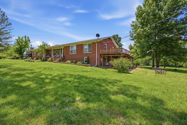 1057 S Ellington Pkwy, Lewisburg, TN 37091