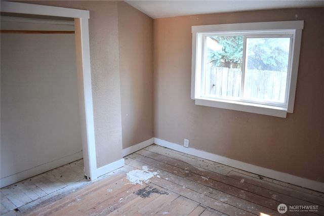 11452 8th Avenue Ct S, Tacoma, WA 98444