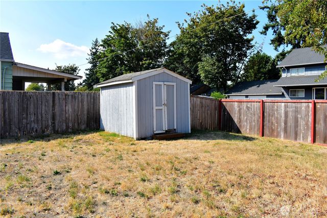 11452 8th Avenue Ct S, Tacoma, WA 98444