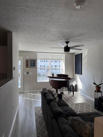 346 Shadbush Drive, Blacklick, OH 43004