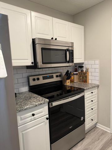 346 Shadbush Drive, Blacklick, OH 43004