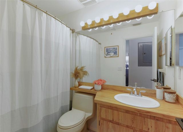 12223 SUN VISTA COURT E, Treasure Island, FL 33706
