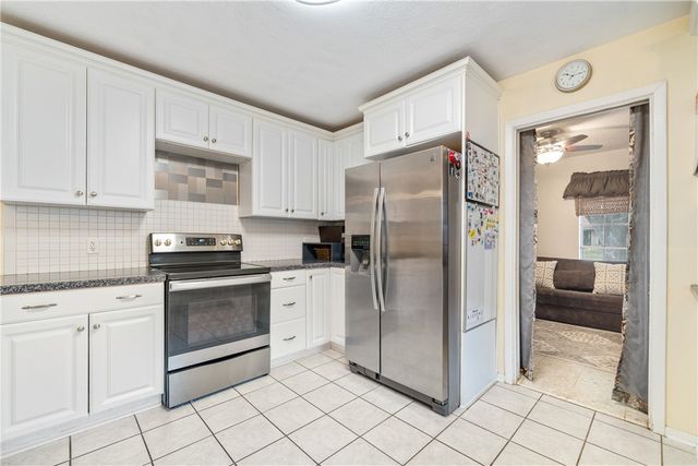 311 Seco Dr, Portland, TX 78374