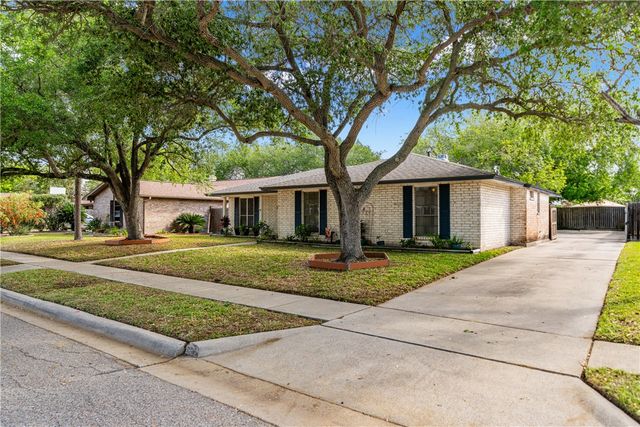 311 Seco Dr, Portland, TX 78374