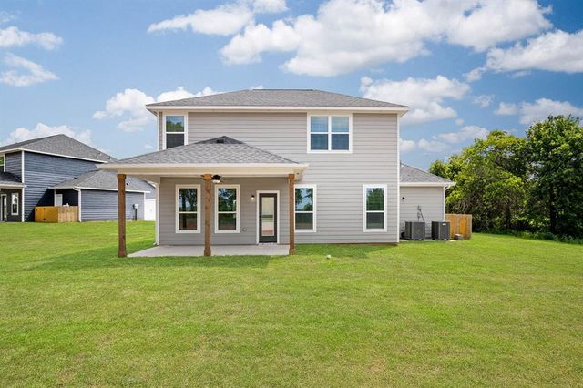 2375 Clubhouse Drive, Blanchard, OK 73010