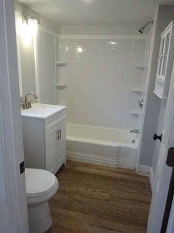 34 Bayview St, Wareham, MA 02571