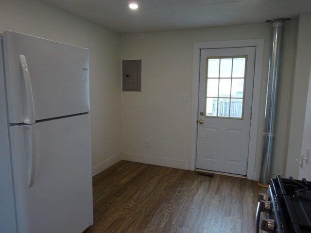 34 Bayview St, Wareham, MA 02571