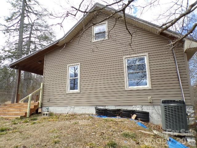 202 Honor Lane, Hendersonville, NC 28792