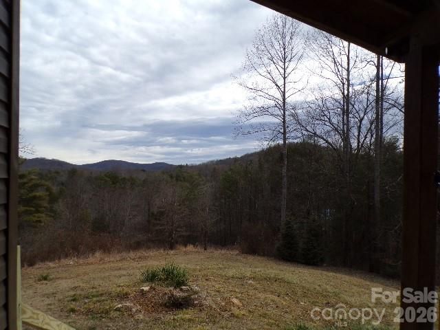 202 Honor Lane, Hendersonville, NC 28792