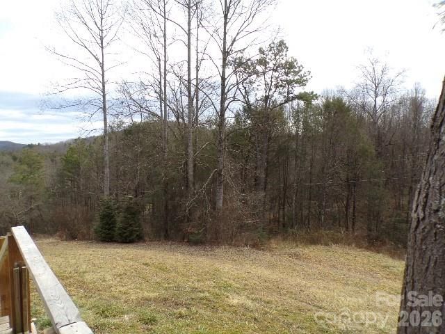 202 Honor Lane, Hendersonville, NC 28792