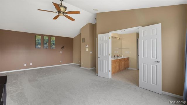 7164 Millrock Avenue, Shelby Twp, MI 48317