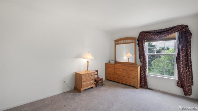 7164 Millrock Avenue, Shelby Twp, MI 48317