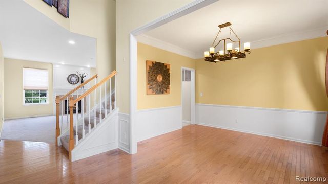 7164 Millrock Avenue, Shelby Twp, MI 48317