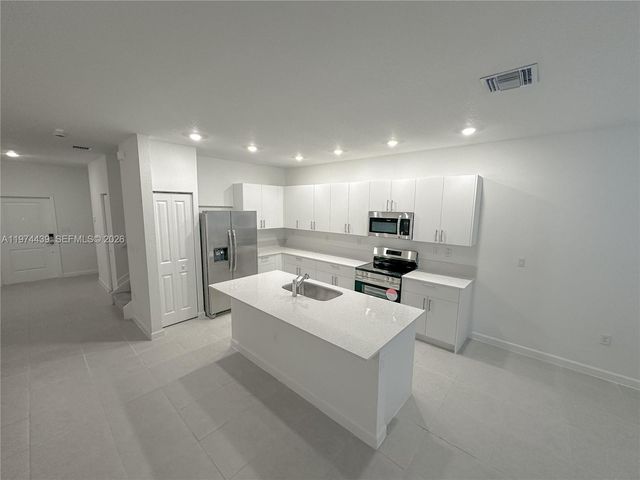 14804 SW 162nd St, Miami, FL 33187