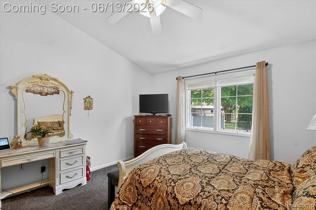 6095 Foxwood Court, Saginaw, MI 48638