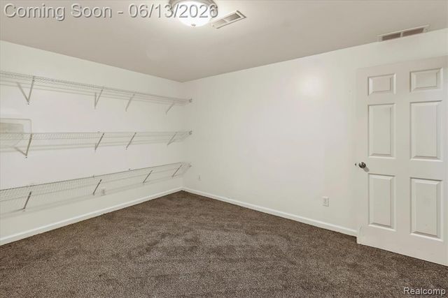 6095 Foxwood Court, Saginaw, MI 48638