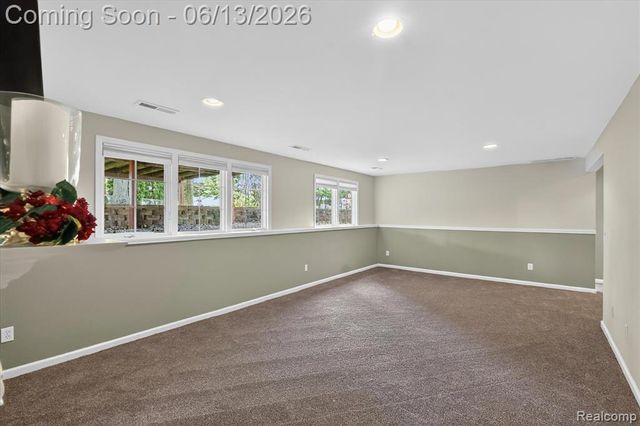 6095 Foxwood Court, Saginaw, MI 48638