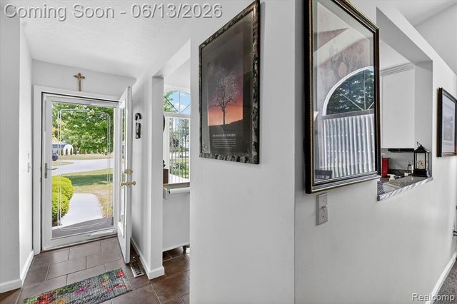 6095 Foxwood Court, Saginaw, MI 48638