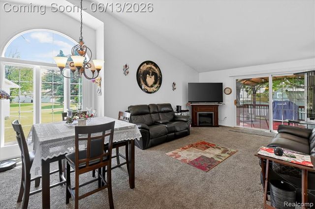 6095 Foxwood Court, Saginaw, MI 48638