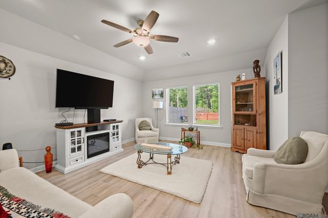 13017 Bayberry Ave, Denham Springs, LA 70706