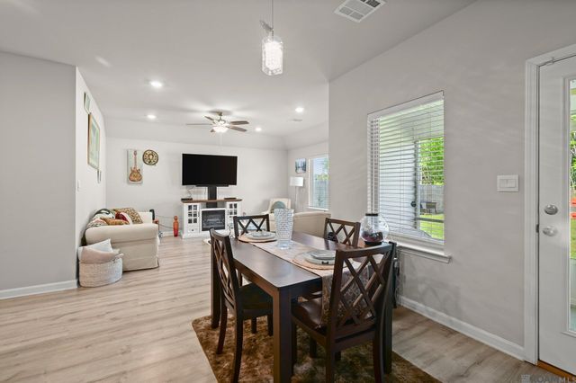 13017 Bayberry Ave, Denham Springs, LA 70706